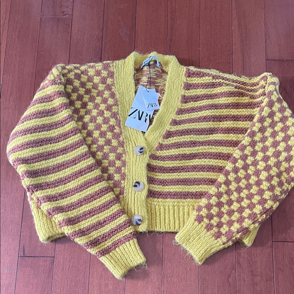 Zara yellow and camel- colored cozy cardigan
